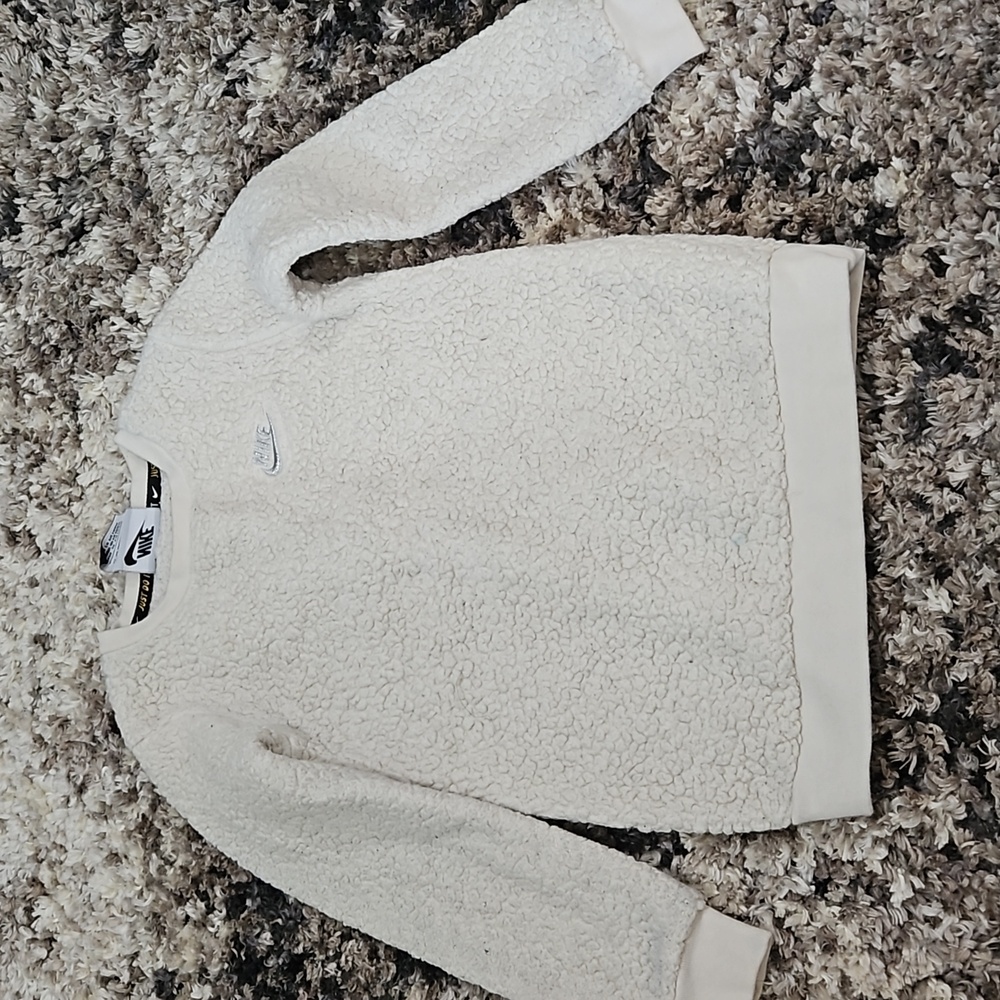 NIKE Sweater